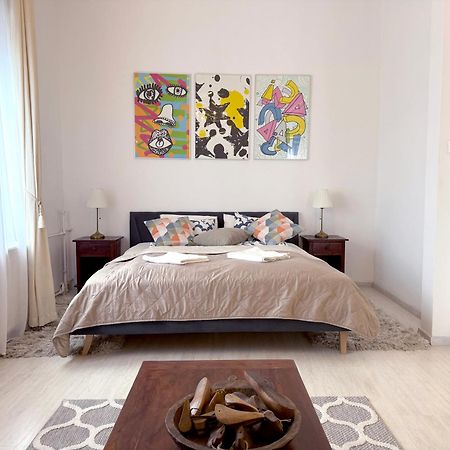 Elegant 125M2 Apartment In Center Of Budapest Eksteriør bilde