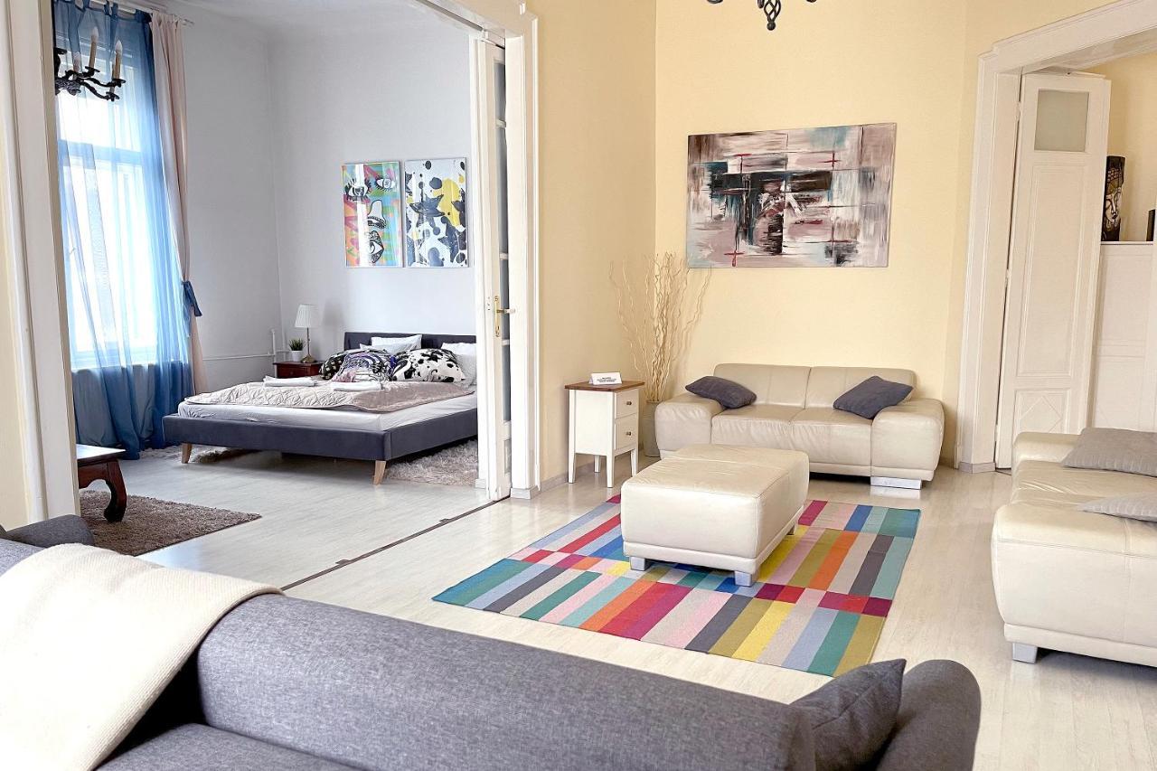 Elegant 125M2 Apartment In Center Of Budapest Eksteriør bilde