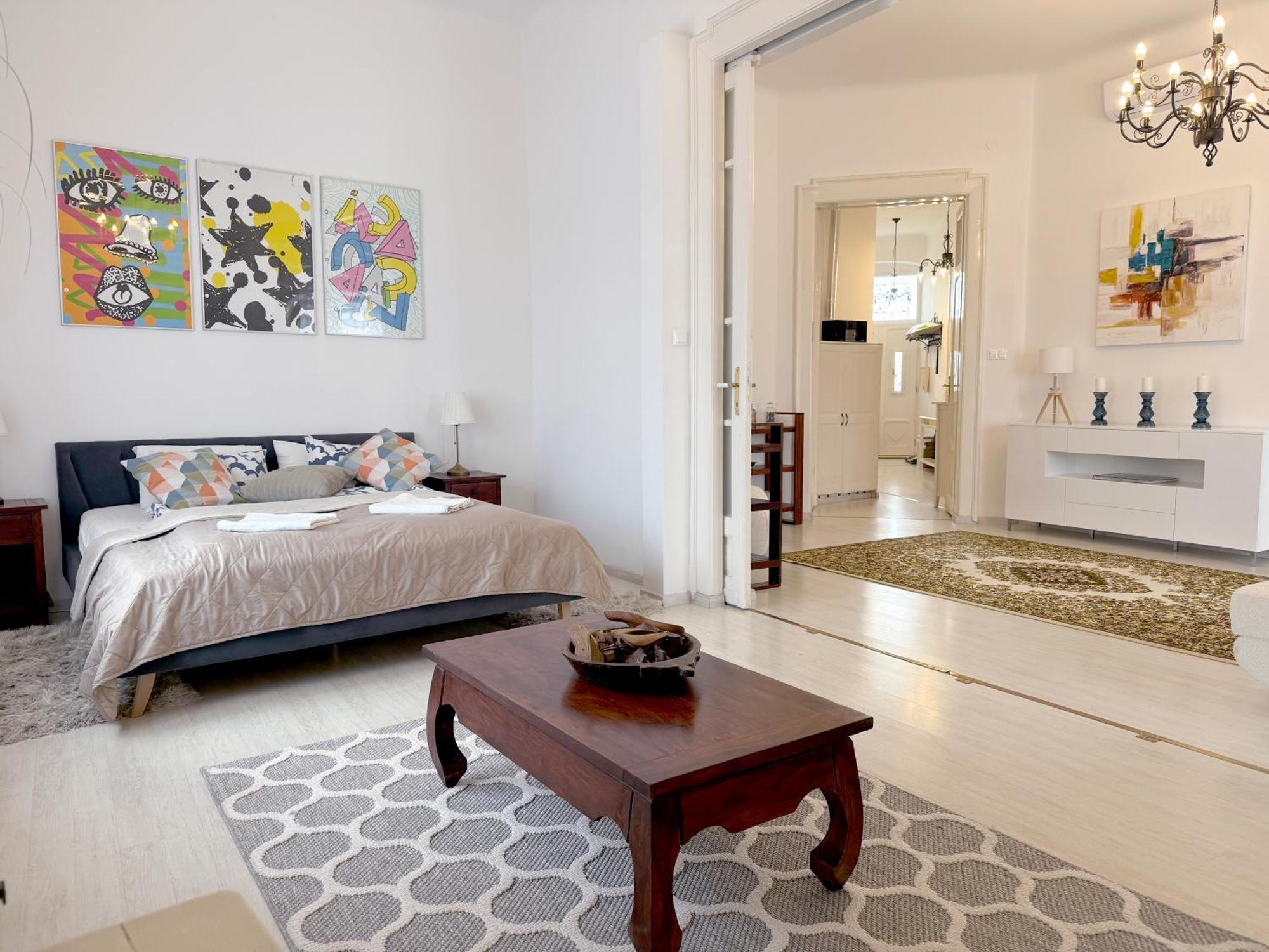 Elegant 125M2 Apartment In Center Of Budapest Eksteriør bilde
