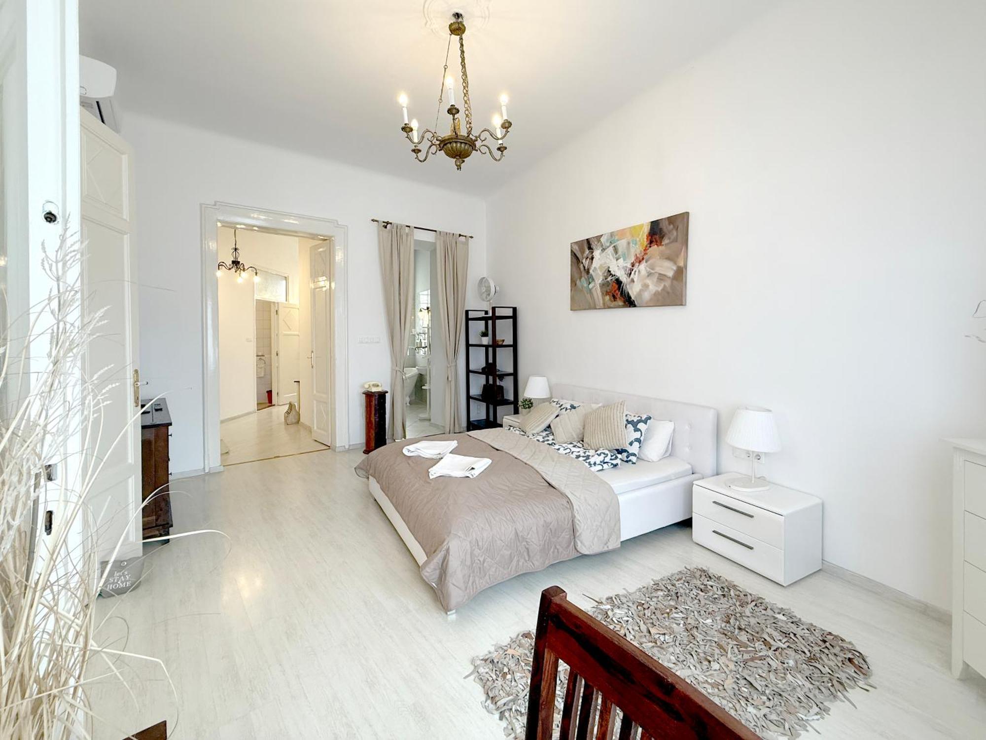 Elegant 125M2 Apartment In Center Of Budapest Eksteriør bilde