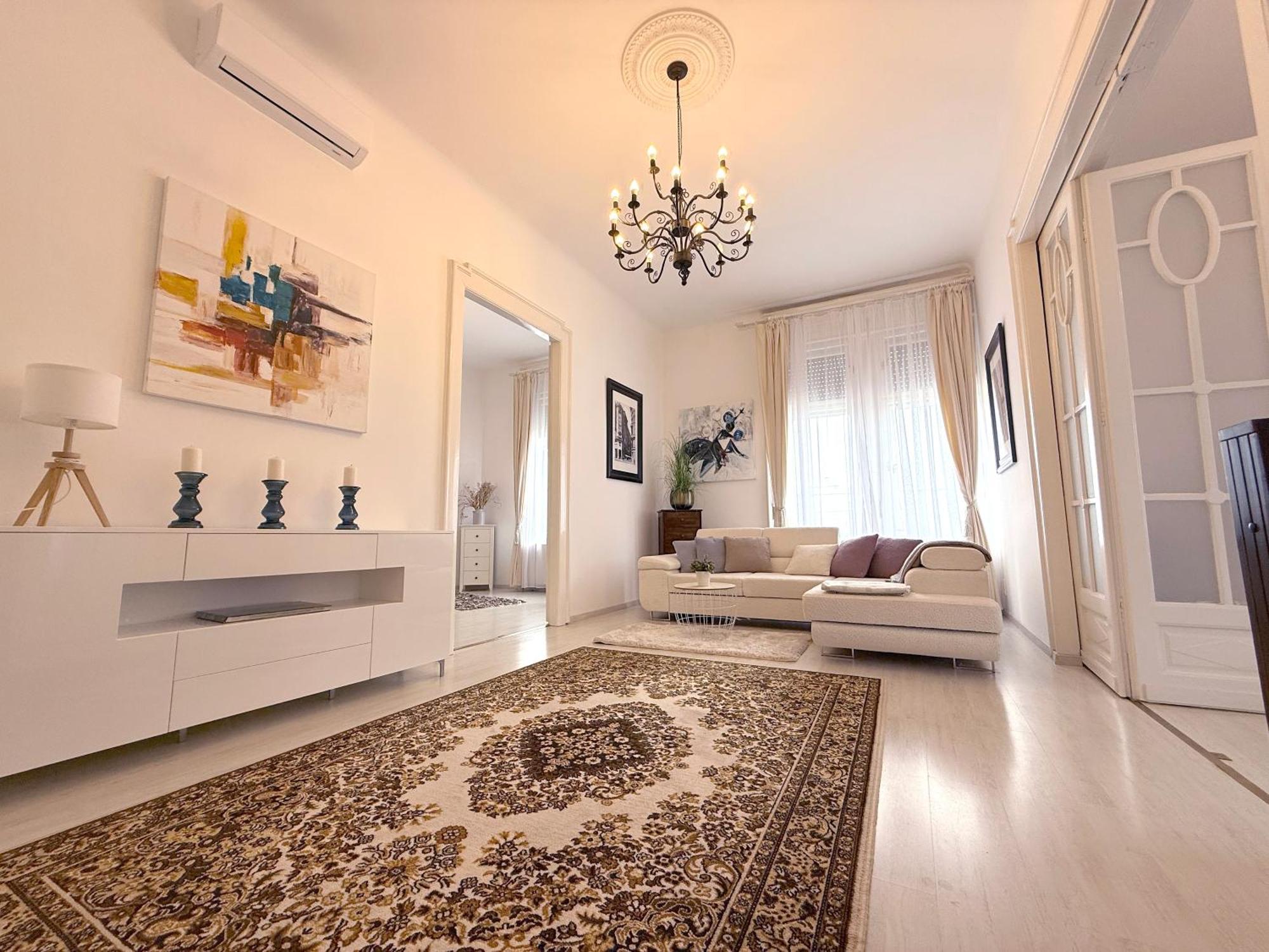 Elegant 125M2 Apartment In Center Of Budapest Eksteriør bilde