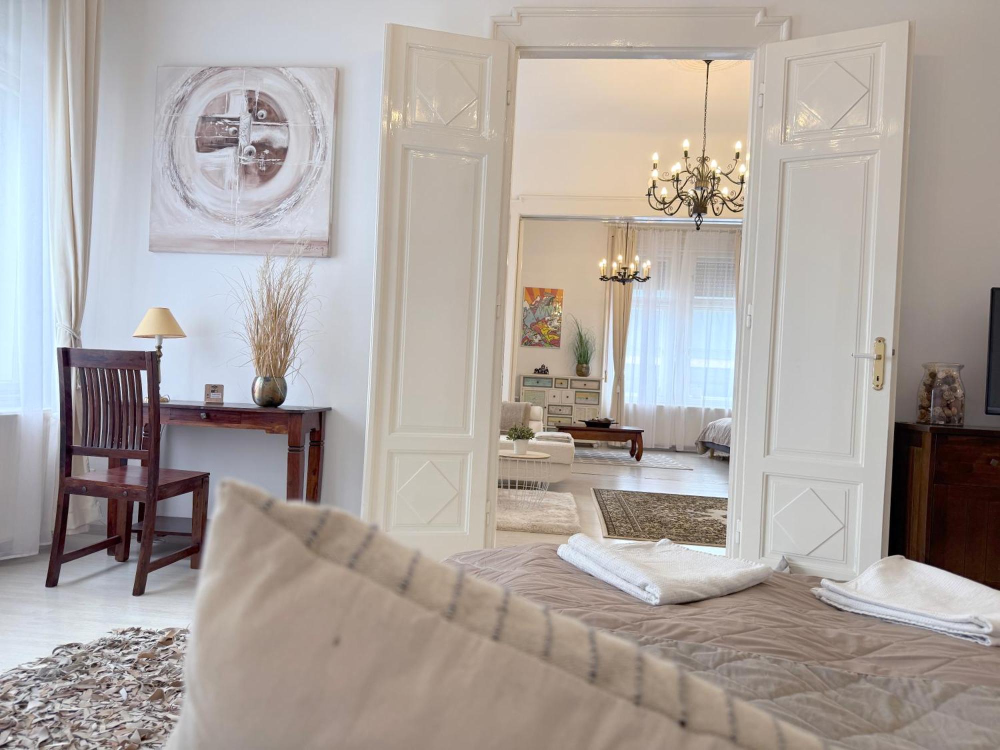 Elegant 125M2 Apartment In Center Of Budapest Eksteriør bilde