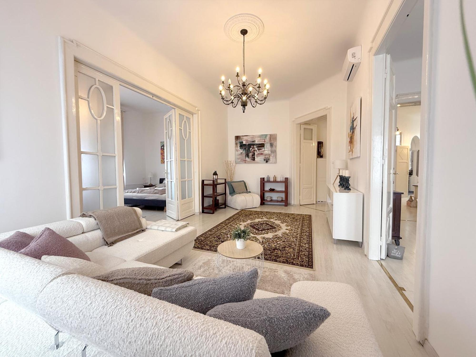 Elegant 125M2 Apartment In Center Of Budapest Eksteriør bilde